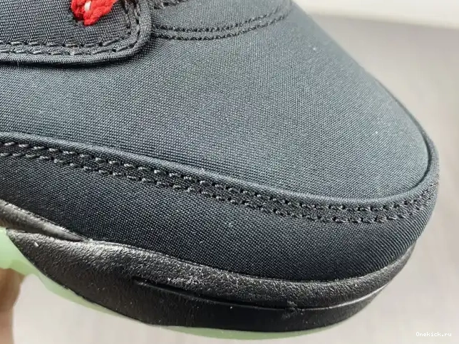 One Kick Retro Air Jordan Anthracite 5 DM4640-036 0524